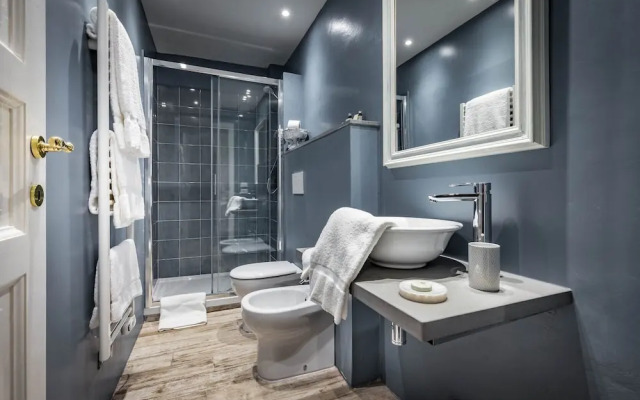 Arno Apartment A by Mmega