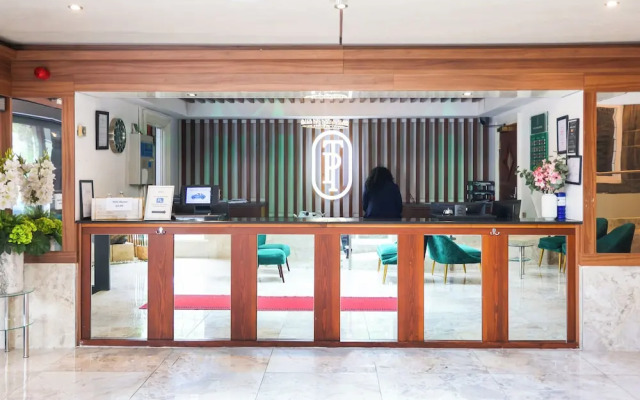 The Tong Park Hotel