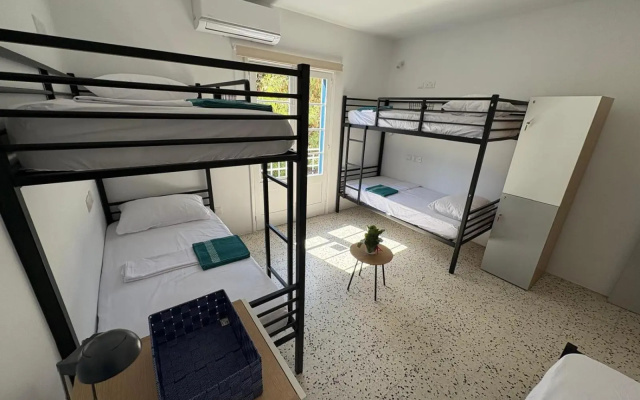 Windmill Hostel
