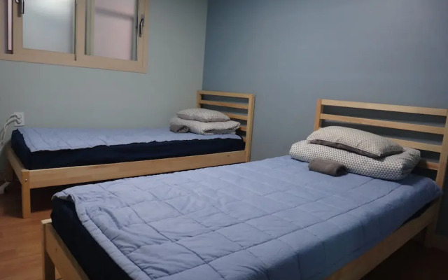 Hostel Hongdae
