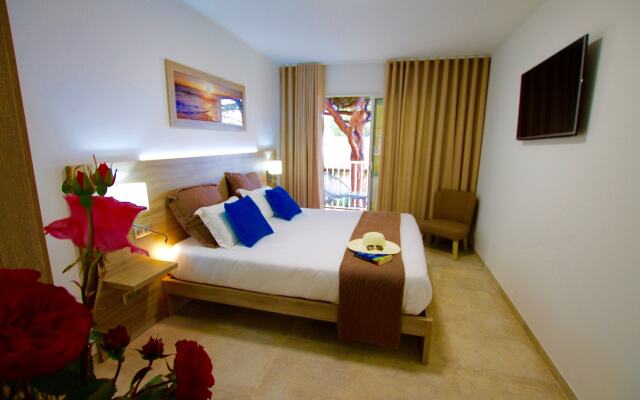 Hotel Marina di Lava