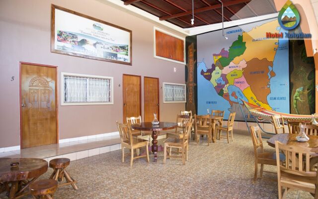 Hotel Xolotlán - Hostel