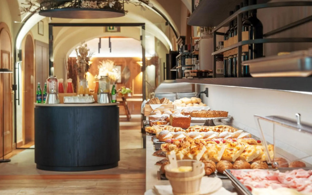 Franceschi Park Hotel