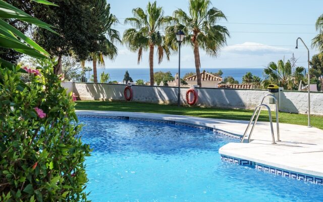 Terrific Bright Apartment with Private Terrace Ref 71