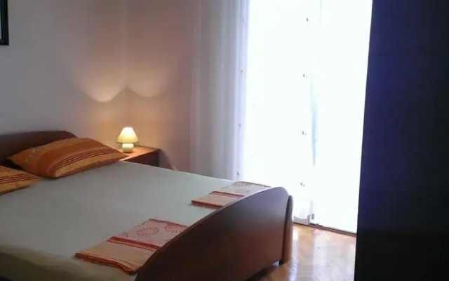 Apartments Luetic