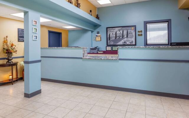 Super 8 Newcomerstown