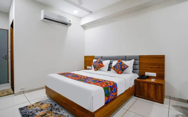 Goroomgo Asiana Motera Ahmedabad