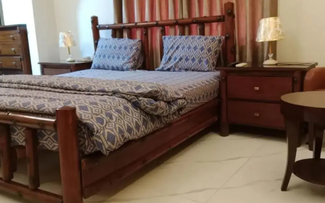 Varano Guest House