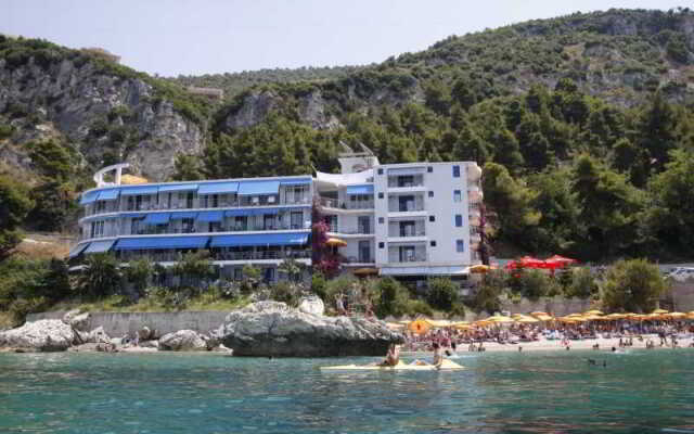 Nimfa Hotel