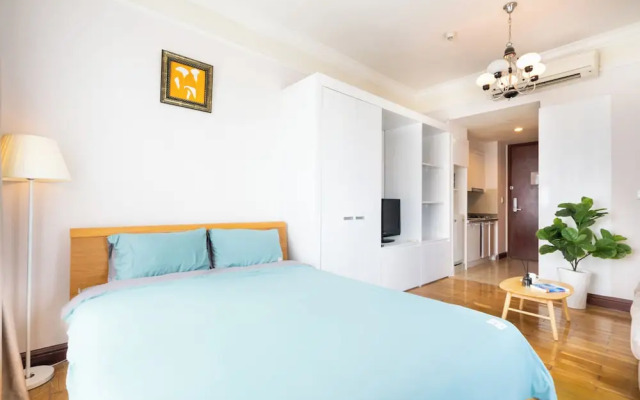 THE MANOR Premier Residence