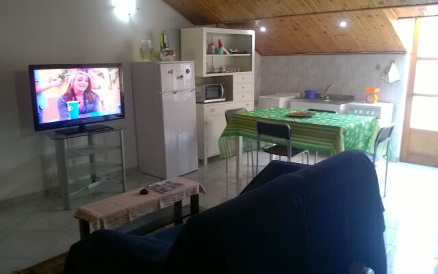 Acitrezza Casa Vacanza La Cornera