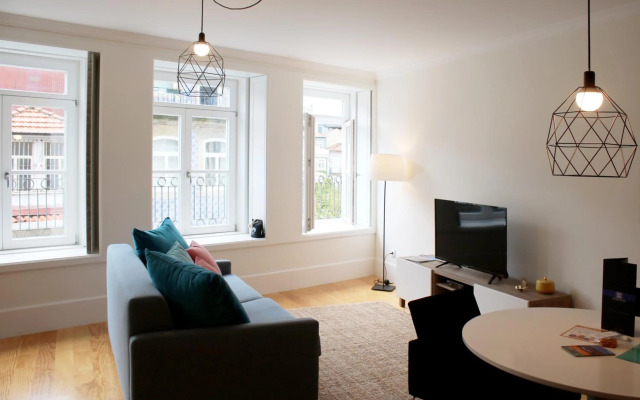 HM - Carlos Alberto Apartment 3