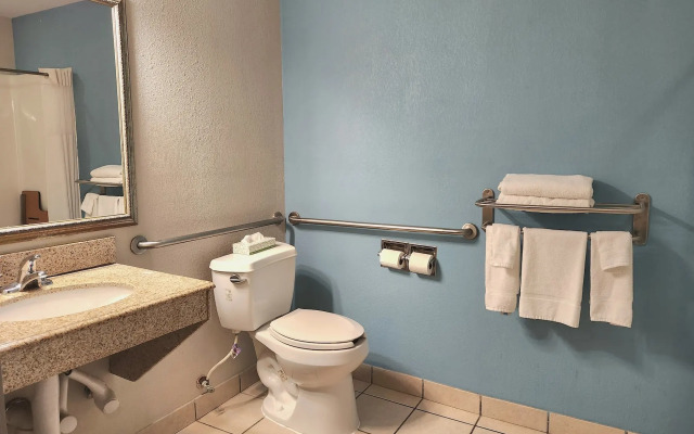 Days Inn & Suites By Wyndham Thibodaux