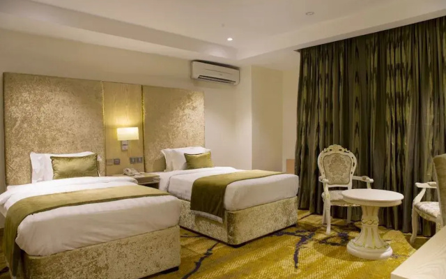 BON Hotel Elvis