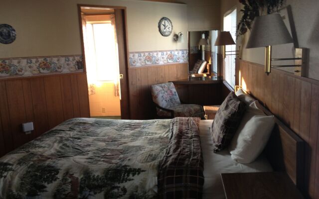 Sierra Lodge