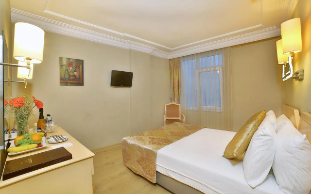 The Time Hotel Old City
