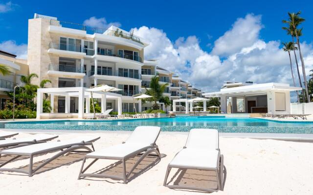 Stylish 3-Bedroom Apartment near the Bavaro Beach