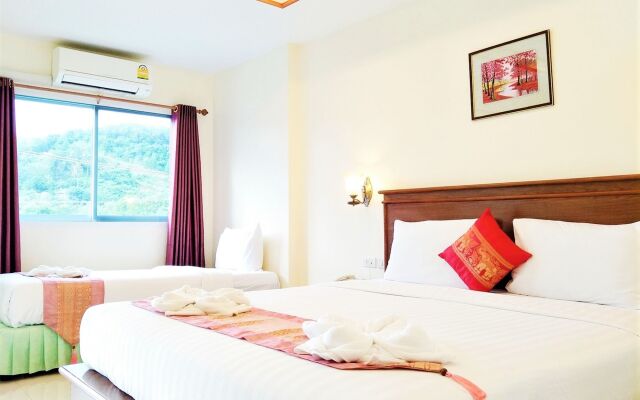 Phaithong Sotel Resort