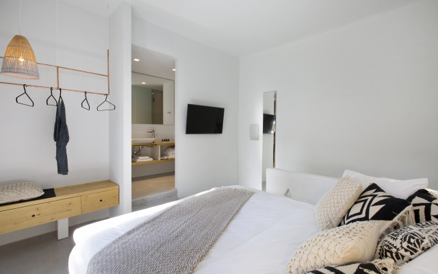 Dreambox Mykonos Suites