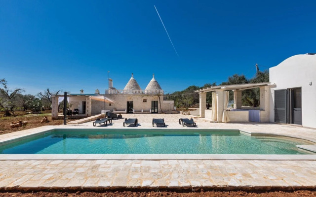 2822 Marì Trullo by Perle di Puglia