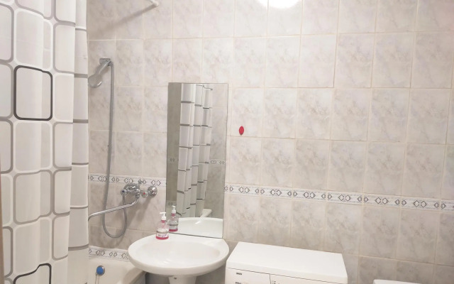 Апартаменты на улице Карпова 1