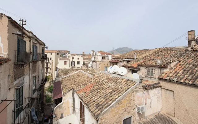 Vittorio Emanuele apartment with terrace
