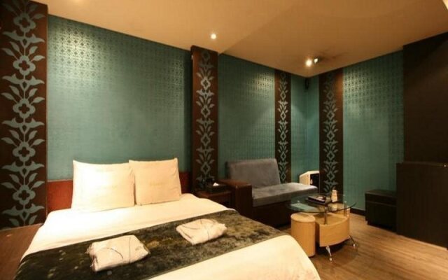 Wiiz Hotel
