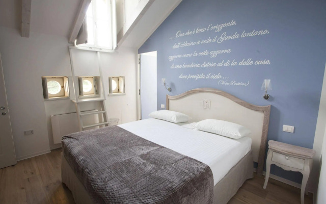 Villa Italia Luxury Suites and Apartments