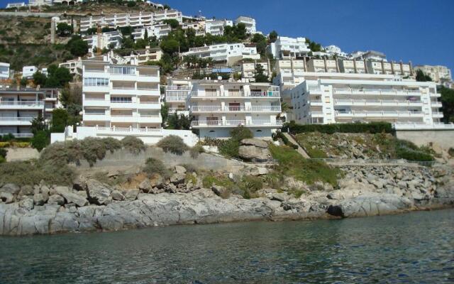 1ª línea Promocanyelles Roses - Barneda Premium