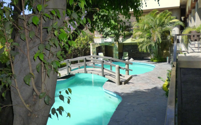 Hotel Fortin Plaza