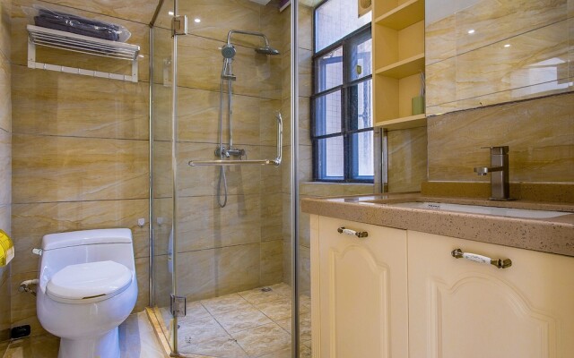 Locals Boutique Apartment Huafa Plaza 12