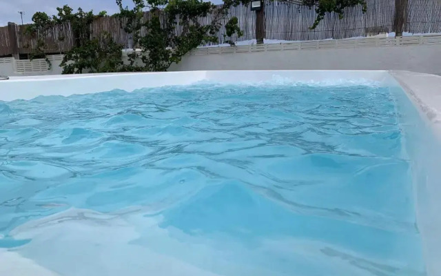 Valtisya House Pool & Airport