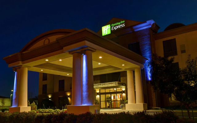 Spark by Hilton Guelph