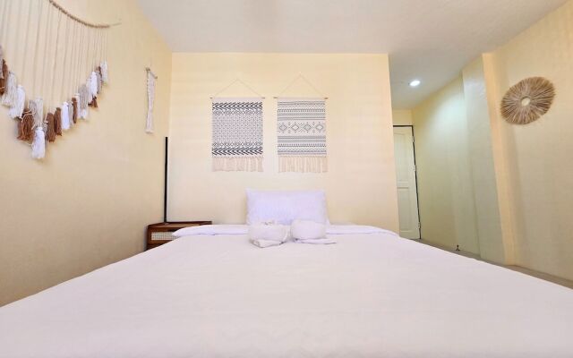 Surfside Hostel LU Surf Town