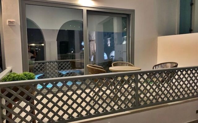 Aphrodite Luxury Apartment