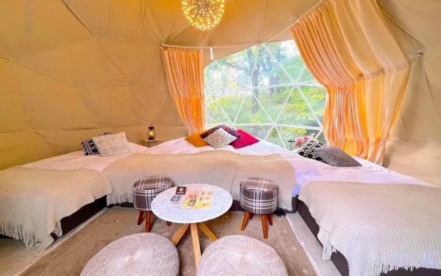 Yufuin Onsen Glaming Comorebi