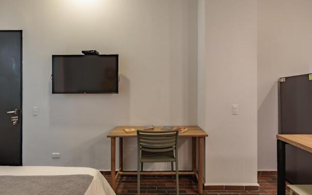 The Somos Flats Laureles