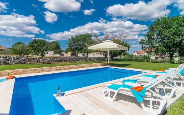 Villa With Private Pool, Large Garden and BBQ in Quiet Village