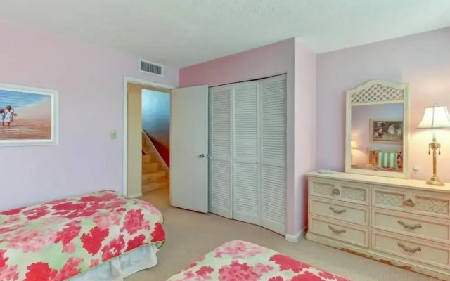 1129 Beach Walker