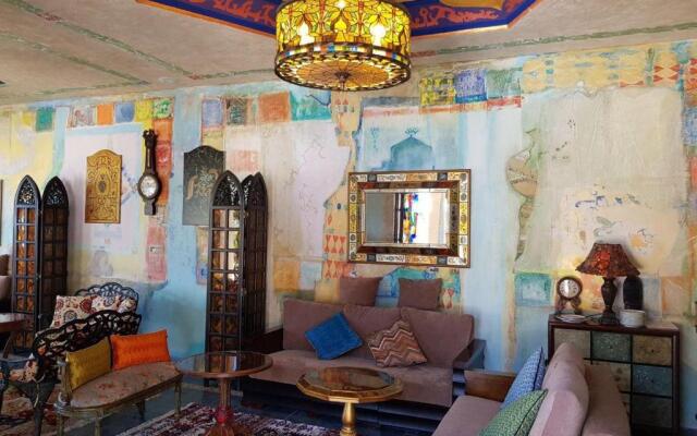 Ana's Apartment in Chakvi Oasis