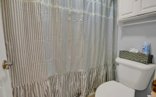 Fisherman Friend! - Coastal Condo - Views Await!