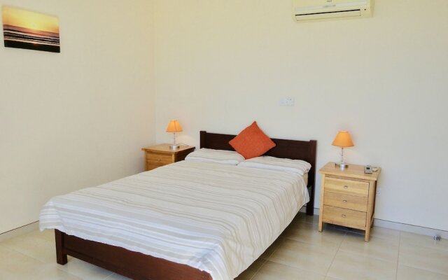 Stunning 2-bed Apartment in Poli Crysochous
