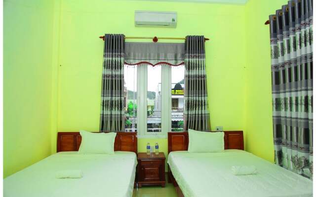 Hoan Chau Homestay - Hostel