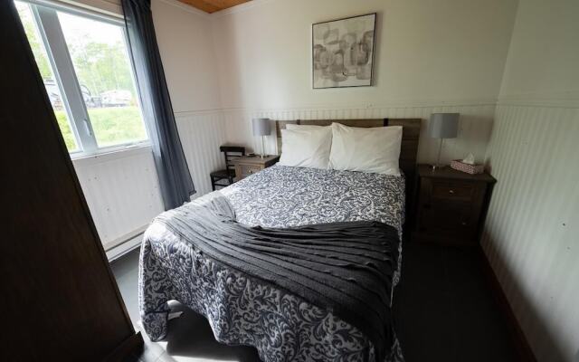 Chalets et Gîte au bord au bord du Lac Kénogami