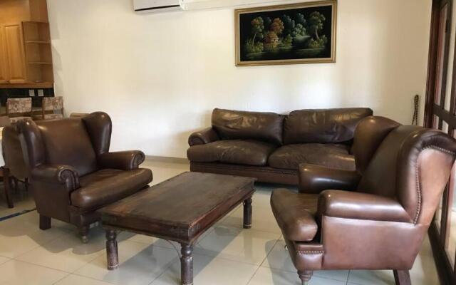 Luxury3 bedroom 6 sleeper penthouse apartment in Shellybeach