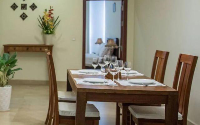 La Residence Suites