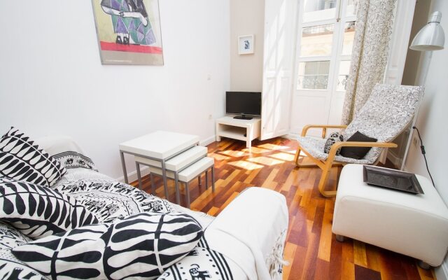 Nice Studio Teatro Cervantes by La Recepcion