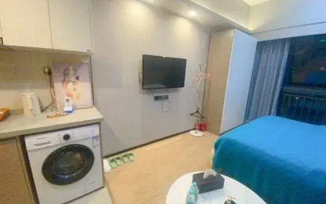 Four Seasons Shengtai Apartment (Foshan Chao'an Metro Station)