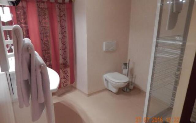 Hotel Mille Et Une Nuits Daubrac