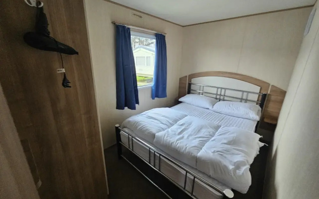 3 Bed Standard Caravan Robinhood